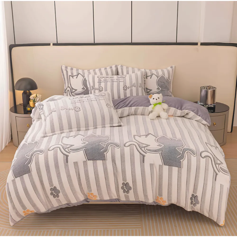 Lenjerie Pufoasa Cocolino Pentru Pat de 1 Persoana  - JO324 Pisici Gri