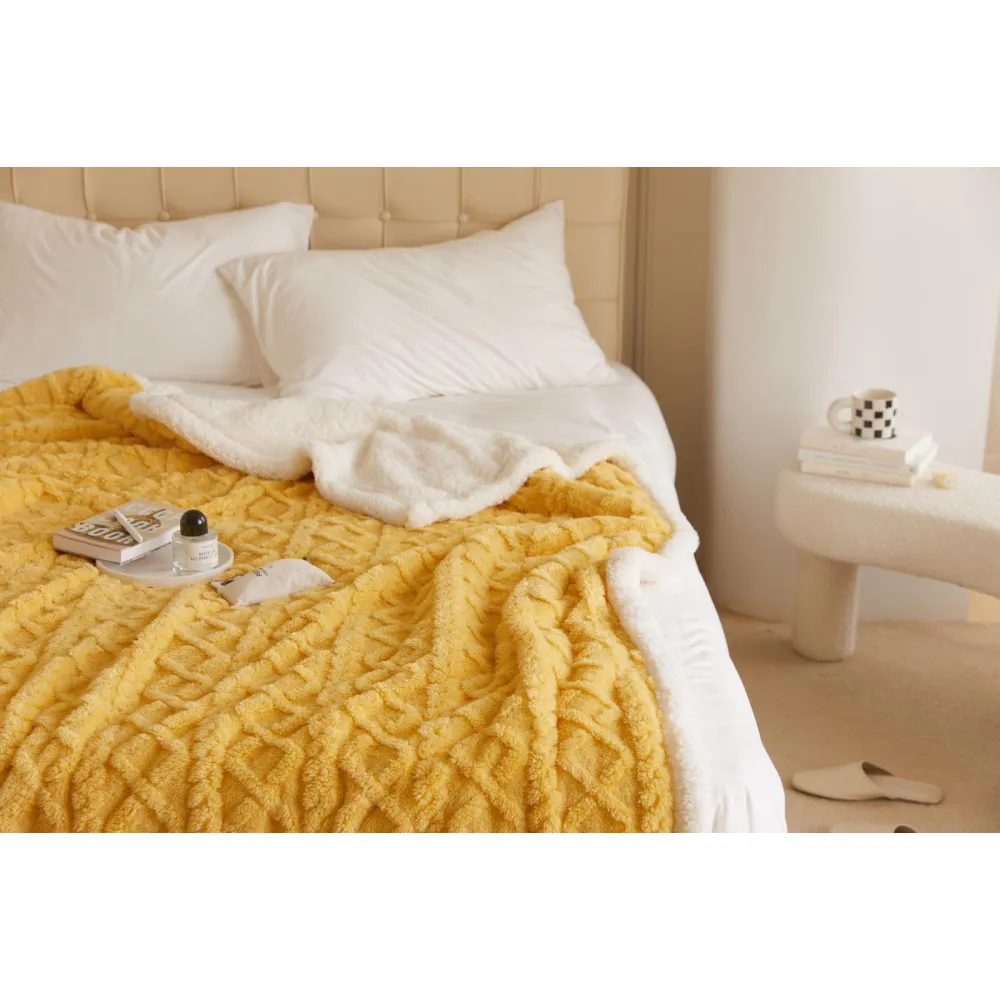 Patura Cocolino cu Blanita Uni, Model Tricotat-JO258 GALBEN