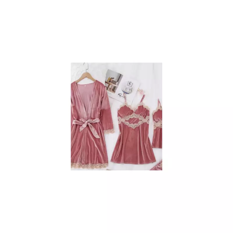 Set Pijama De Dama 4 Piese Roz Din Catifea- MEI22