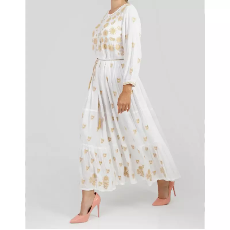 Rochie Traditionala Maxi Alba cu Motiv Floral Auriu - RTM02