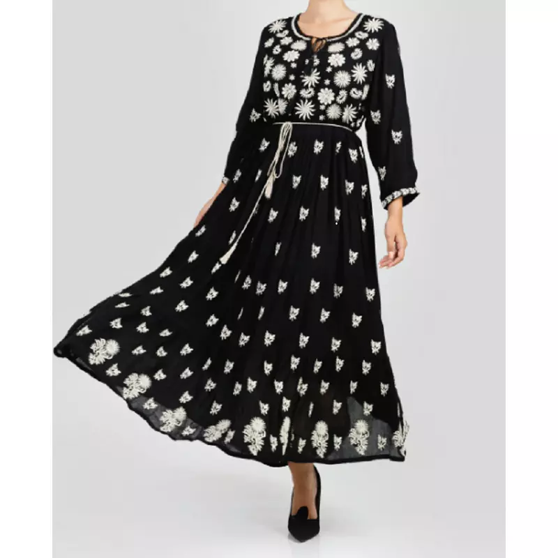 Rochie Traditionala Maxi Neagra cu Motiv Floral Alb - RTM01