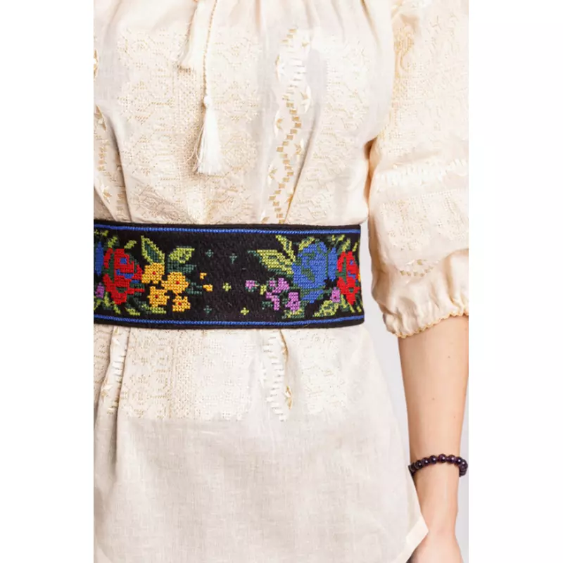 Brau Traditional Negru cu Motiv Floral Multicolor - BTR26