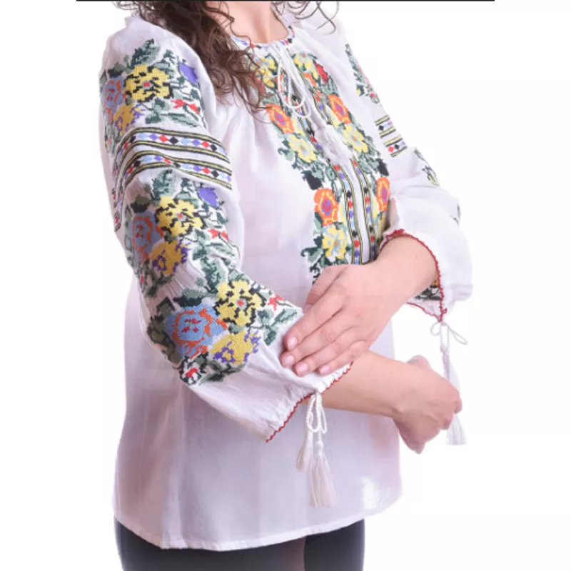 Ie Traditionala Alba cu Motiv Floral Multicolor de Dama - IMS30