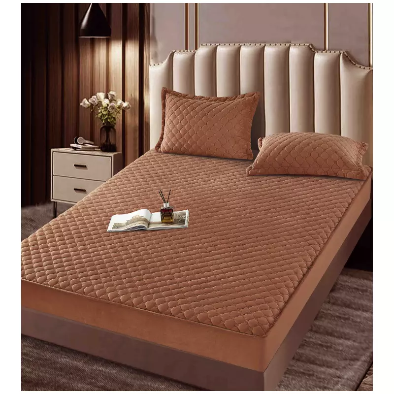 Husa de Saltea Tip Topper cu Elastic + 2 Fete de Perna Catifea, Maro 160x200- JO991