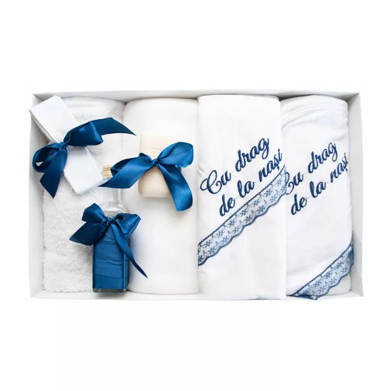 Trusou Botez cu 7 piese personalizat cu broderie - 