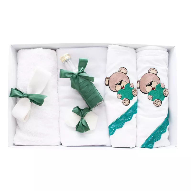Trusou Botez 7 Piese, Verde, Ursulet Brodat - TB155