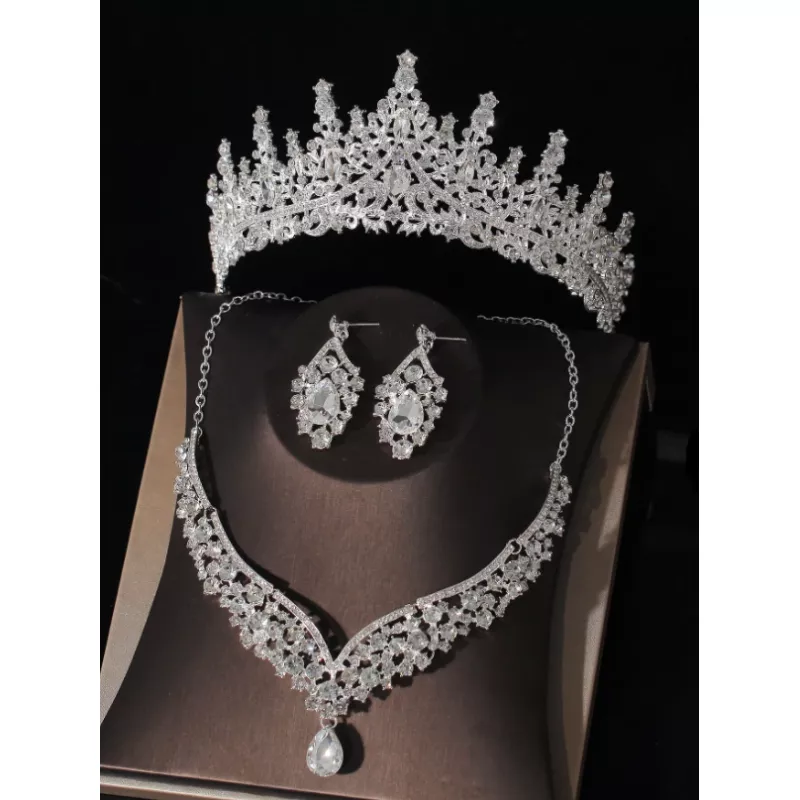 Set Accesorii Mireasa, Coronita cu Strasuri, Colier si Cercei - 91009