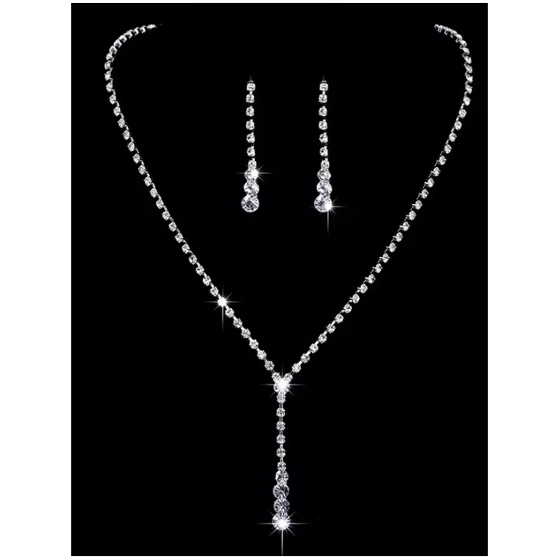 Set Bijuterii Cu Strasuri 3 Piese, Colier si Cercei Argintiu- 72821