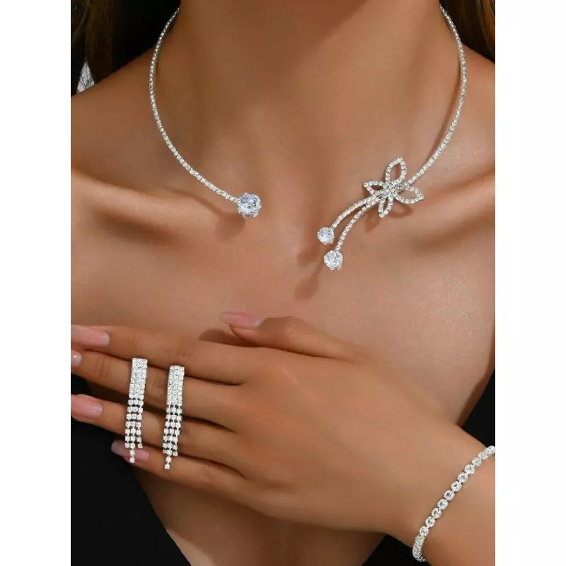 Set 4 piese Colier, Cercei si Bratara, Argintii - 06595