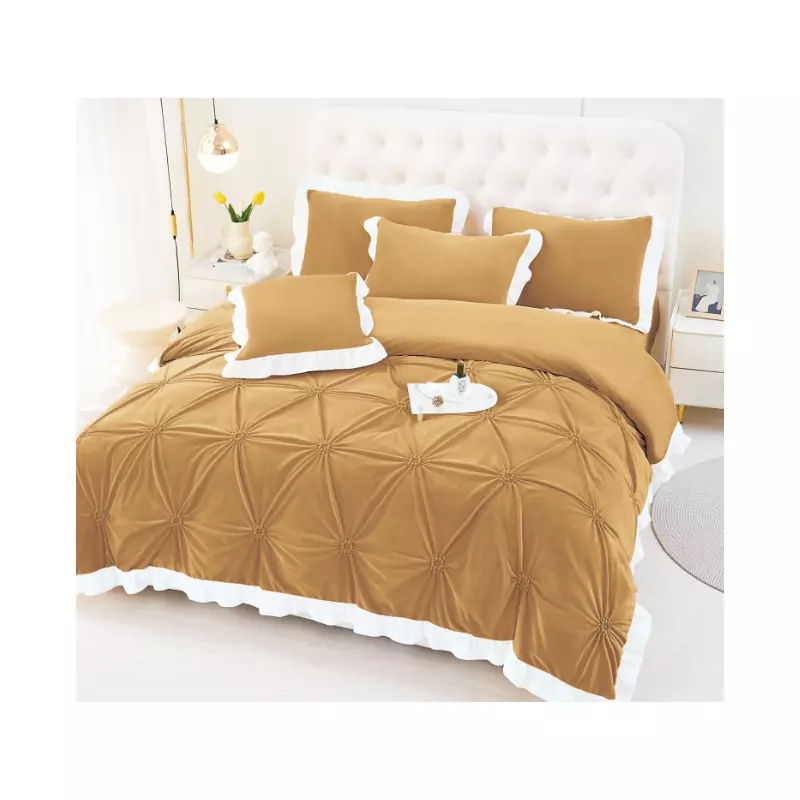Lenjerie de Pat din Catifea, pentru Pat Dublu, 4 Piese, Bej Inchis cu Margine Alba -  FR139