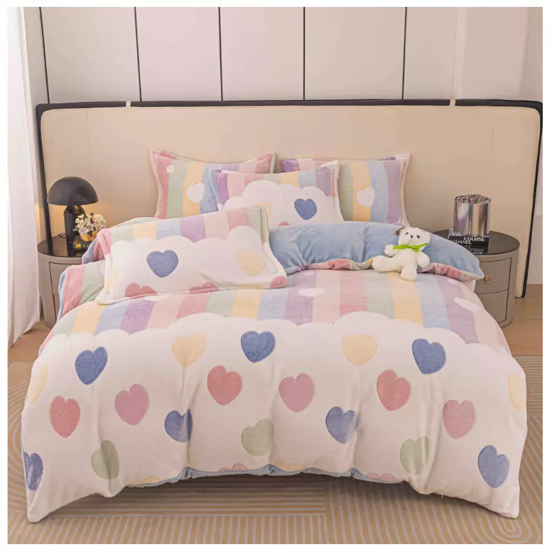 Lenjerie Cocolino 4 Piese Pentru Pat Dublu cu Elastic- JO283 Inimi Colorate