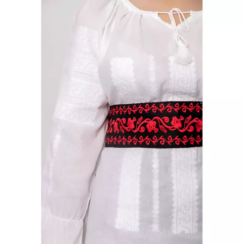 Brau Traditional Negru cu Motiv Floral Rosu - BTR17