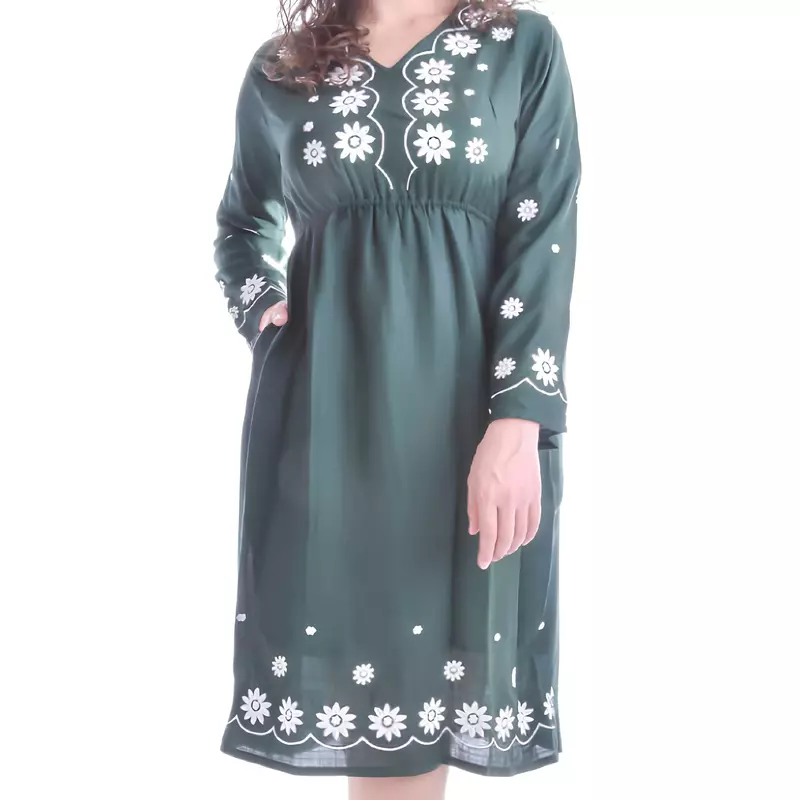 Rochie Traditionala Midi Verde cu Motiv Floral Alb - RTM25