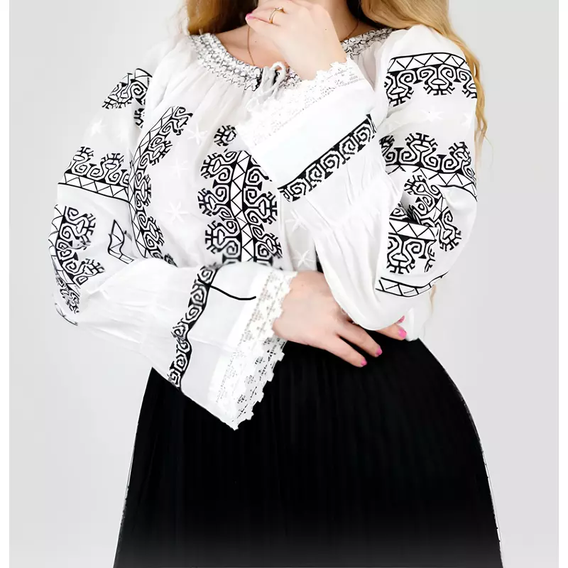Ie Traditionala Alba cu Motiv Geometric Negru- IML02