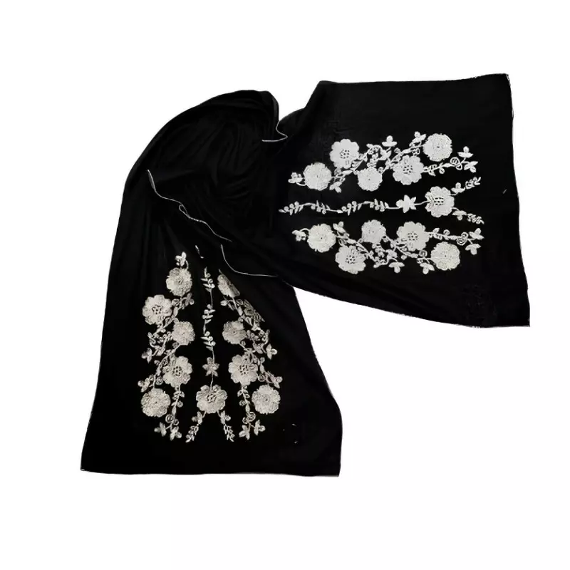 Marama Traditionala Neagra cu Broderie Florala Aurie - MT08