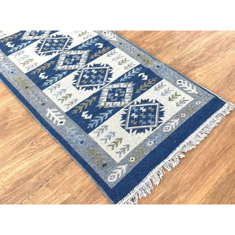 Covoras Tradational Albastru  140x215cm - CROM46
