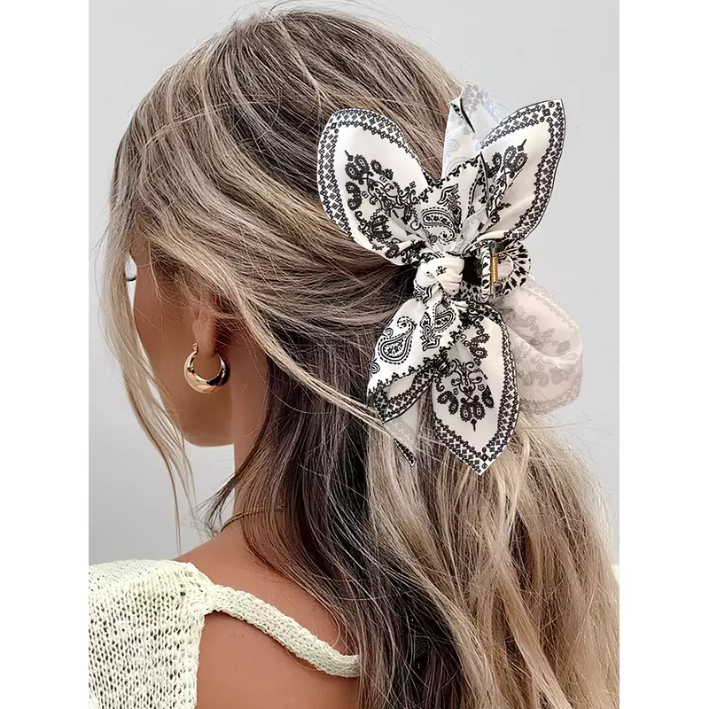Agrafa de Par cu Funda, Boho, Alb si Negru - 445273