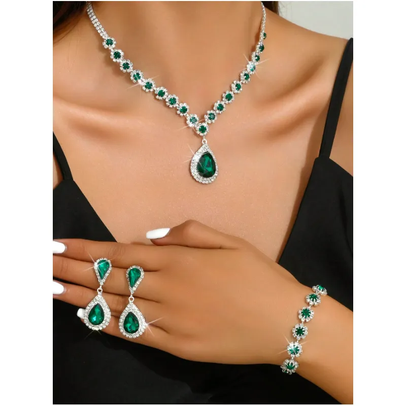 Set Bijuterii, Elegant, 3 piese – Colier, Cercei și Brățară cu Cristale Albe,  Verde -  917003