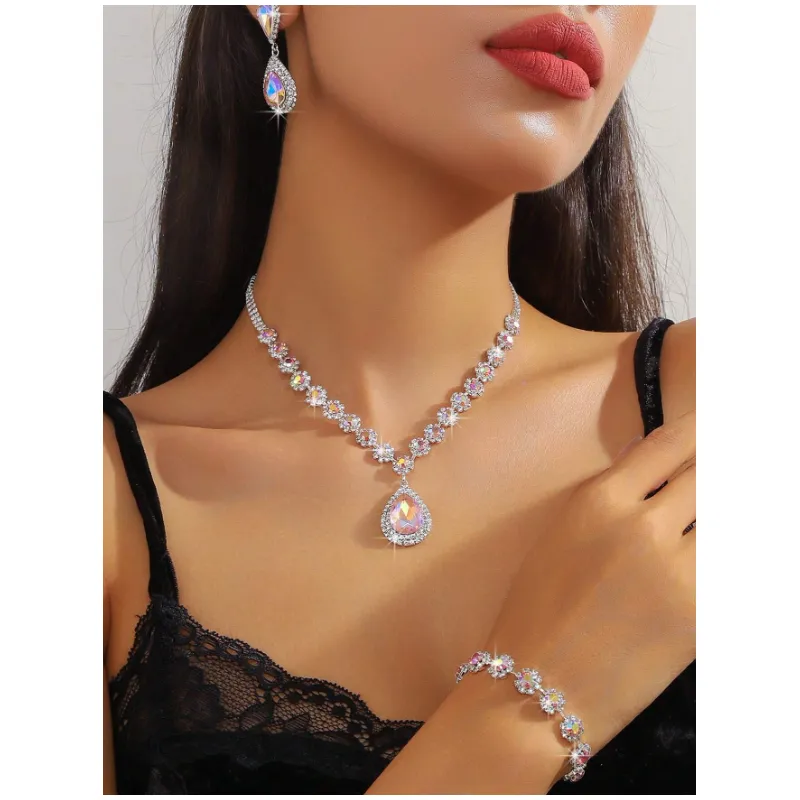 Set Bijuterii, Elegant, 3 piese – Colier, Cercei și Brățară cu Cristale Albe,  Roz Starlucitor - 657590