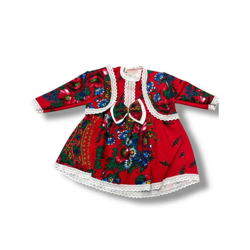 Rochita rosie cu motive traditionale