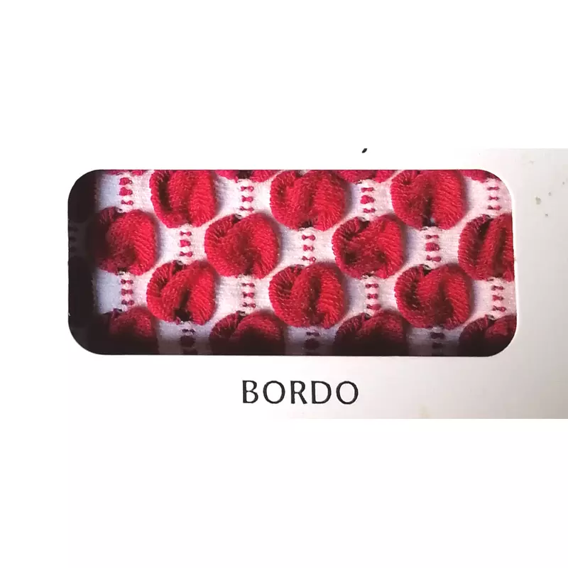 Set huse 311, pentru canapele 3 locuri si 2 fotolii, cu buline BORDO- HB307