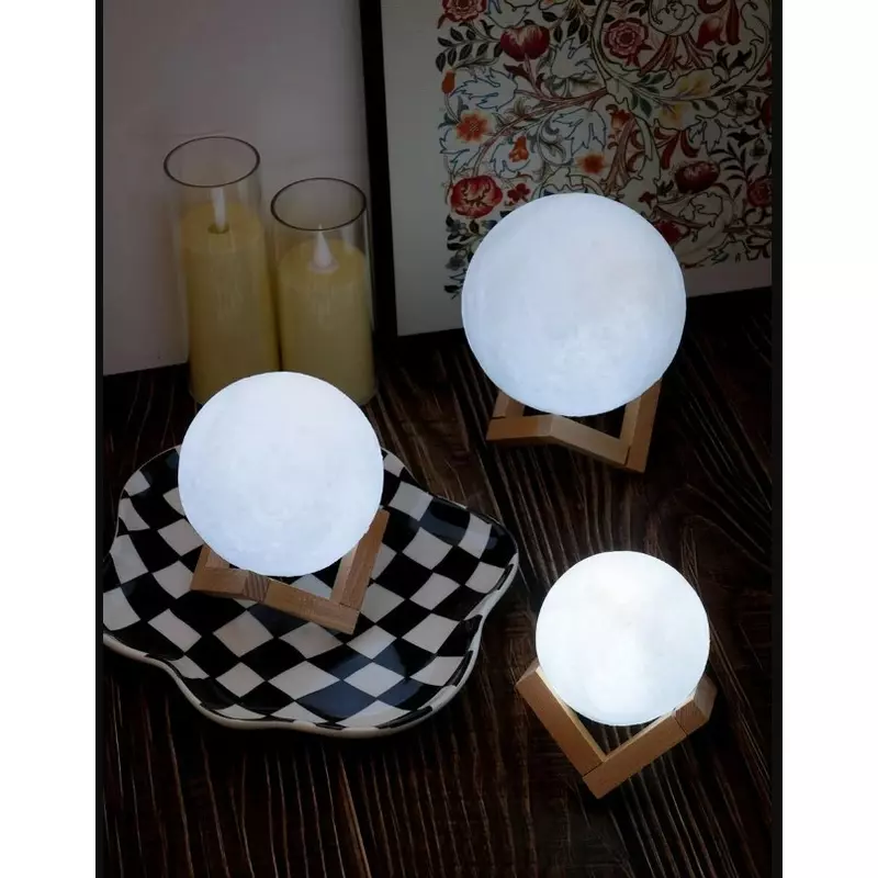 Lampa de Veghe Luna Alba - Marime M - Diametru 10cm
