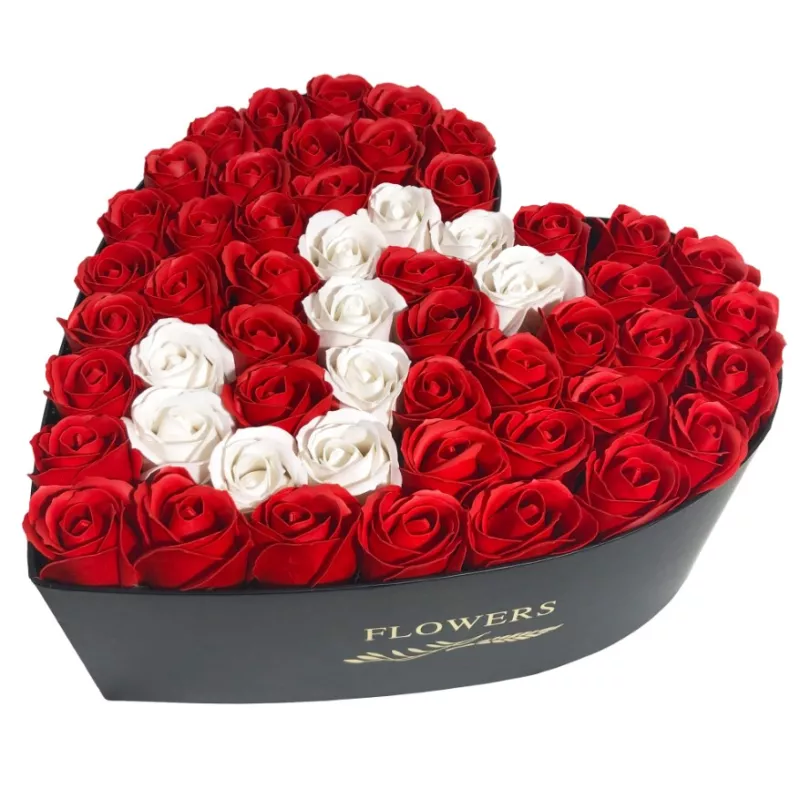 Aranjament Floral Trandafiri Sapun - Cutie Inima Litera S (orice litera) 41 Trandafiri Rosu cu Alb - VLTN112