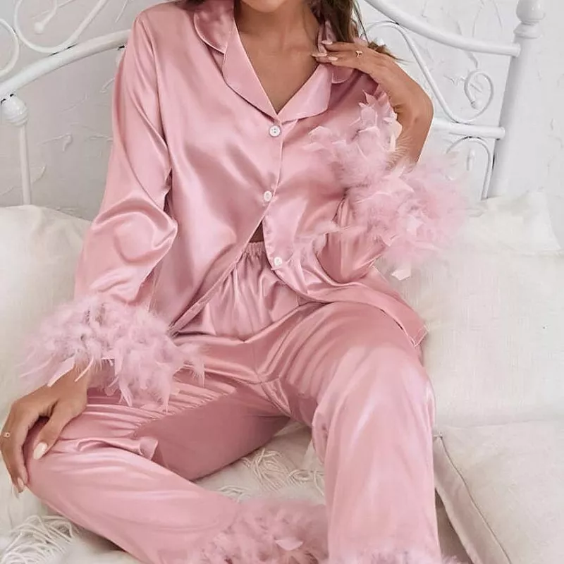 Set pijama de dama 2 piese din satin cu puf roz pudra